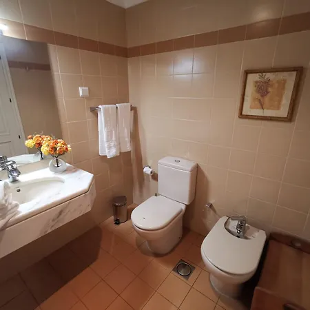 Apartment Seaside Escape - 3 Bedroom Sleeps 6 Funchal (Madeira)