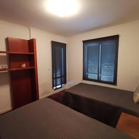Seaside Escape - 3 Bedroom Sleeps 6